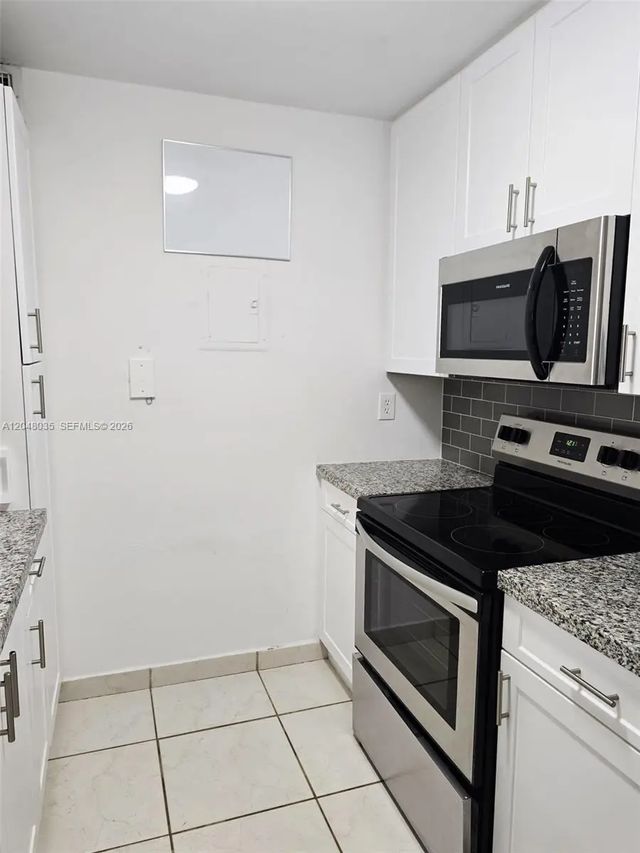 4 of 15 - 8877 Fontainebleau Boulevard #202, Miami, FL