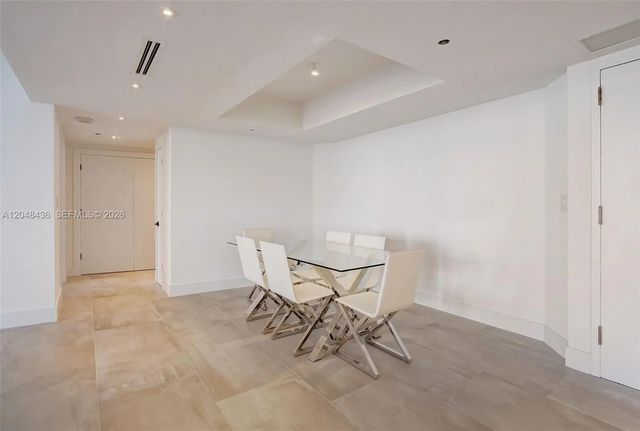 4 of 32 - 20191 E Country Club Drive #802, Aventura, FL