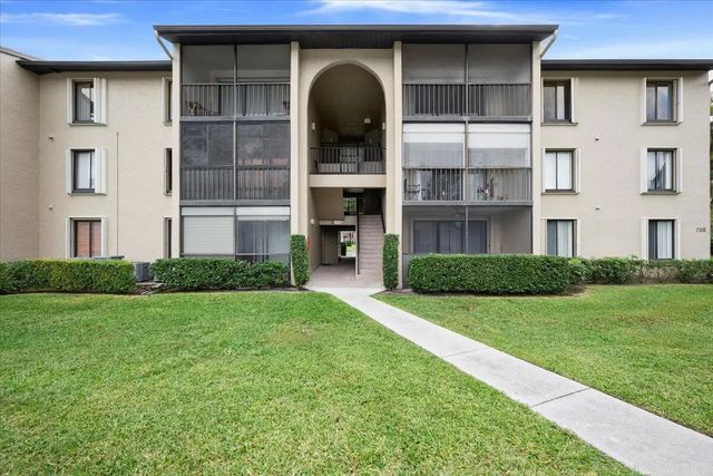 708 Sunny Pine Way #b1, Greenacres