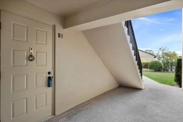 2 of 22 - 708 Sunny Pine Way #b1, Greenacres, FL
