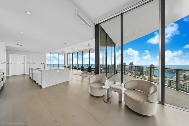 4 of 31 - 500 Alton Road #4401, Miami Beach, FL