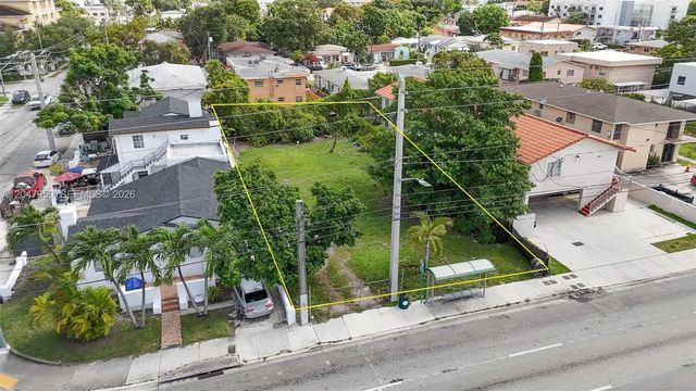 1877 Sw 7th Street, Miami