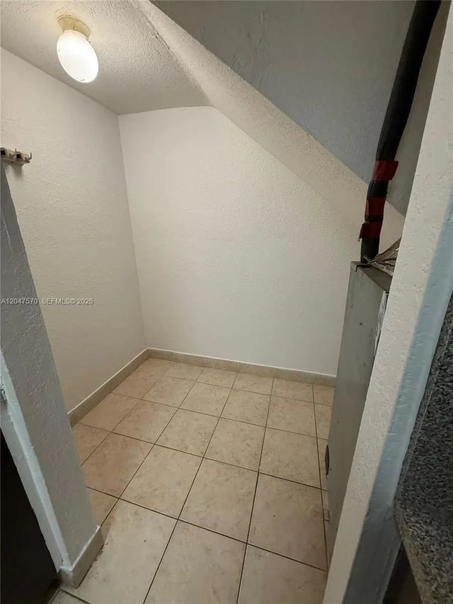 5 of 30 - 1305 W 53rd Street #406, Hialeah, FL