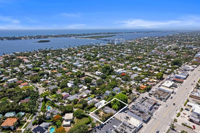 5 of 9 - 330 Marlborough Place, West Palm Beach, FL