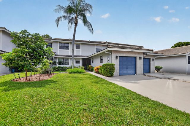 310 Deer Creek Lakeside Way, Deerfield Beach
