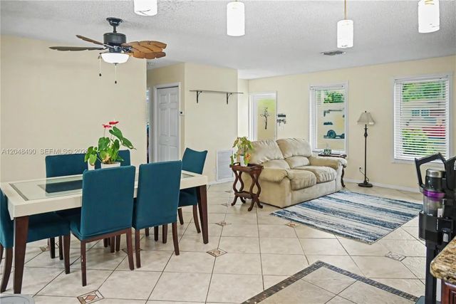 5 of 41 - 301 Sw 65th Avenue, Pembroke Pines, FL