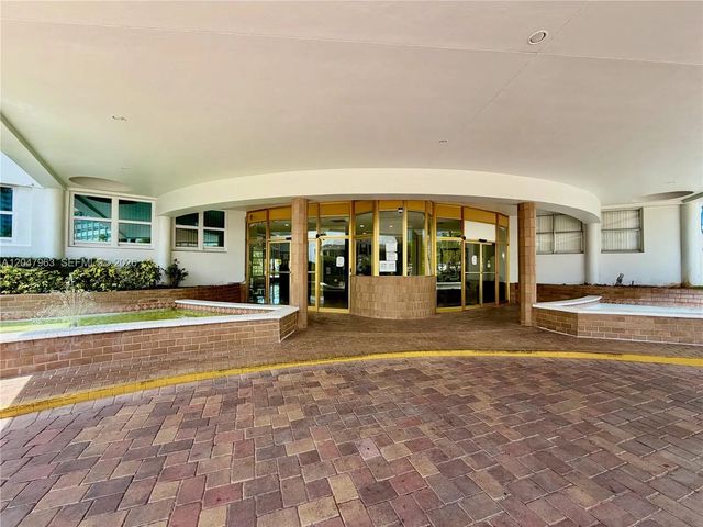 5 of 65 - 100 Golden Isles Drive #901, Hallandale Beach, FL