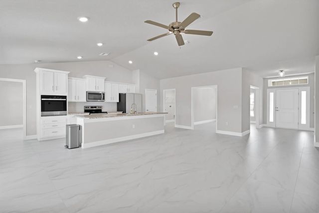 3 of 29 - 170 Spring Valley Avenue, Sebastian, FL