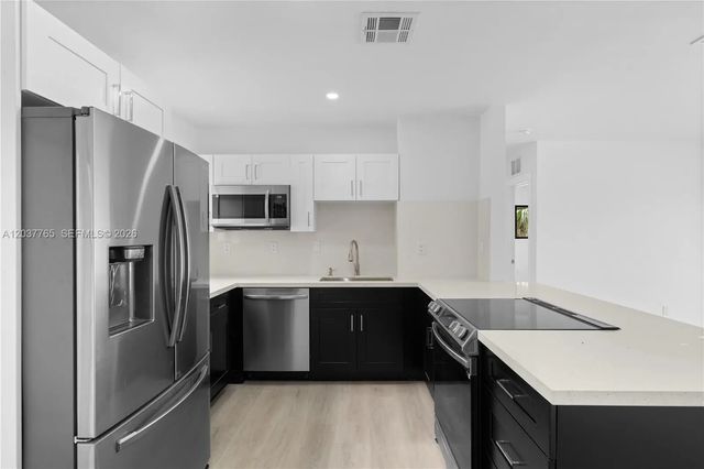 4 of 30 - 2983 Nw 1st Street, Pompano Beach, FL