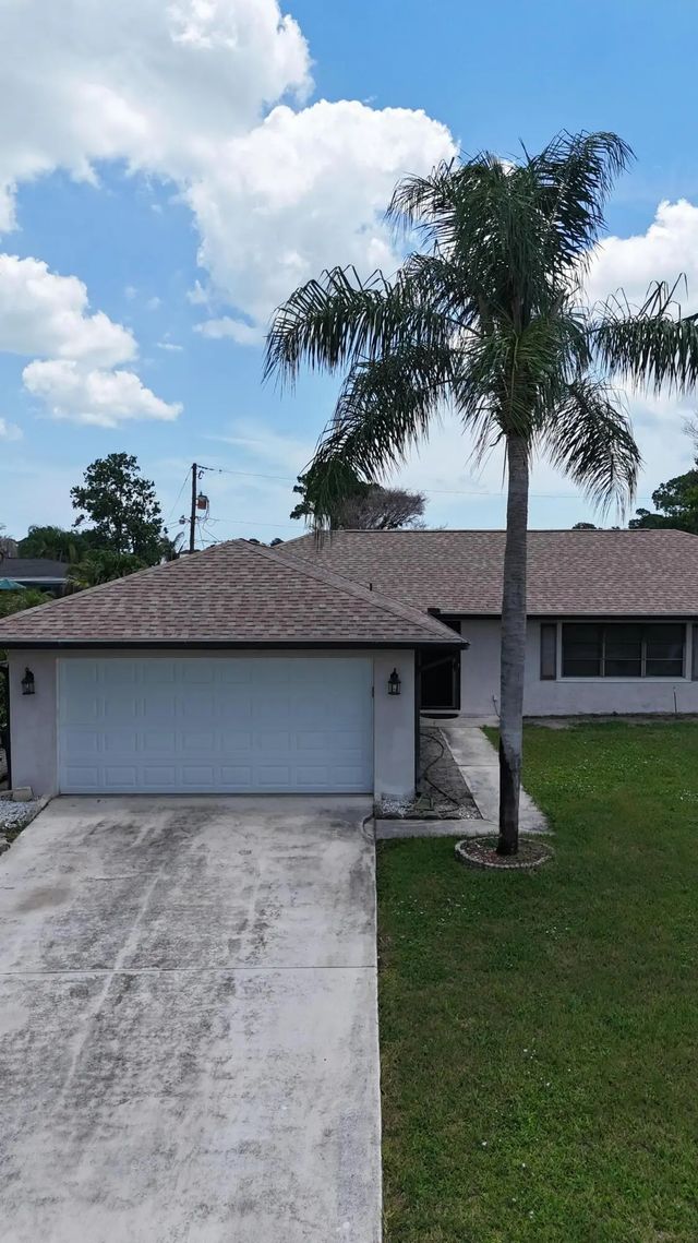 4 of 40 - 1217 Se Nancy Lane, Port St. Lucie, FL
