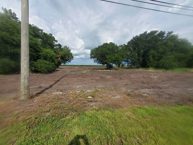 5 of 8 - 14744 Us Highway 441 Highway, Canal Point, FL