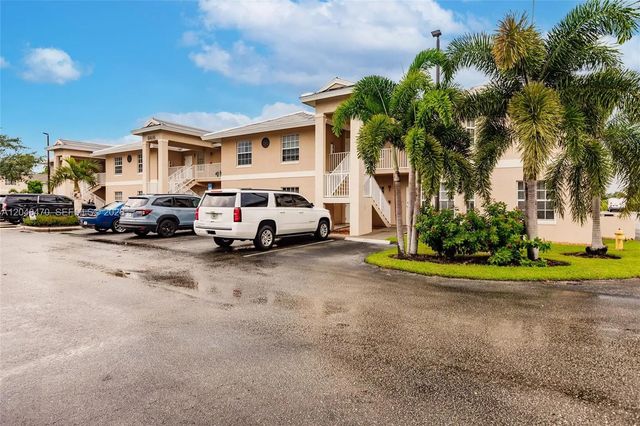 8416 Bernwood Cove Loop #1609, 