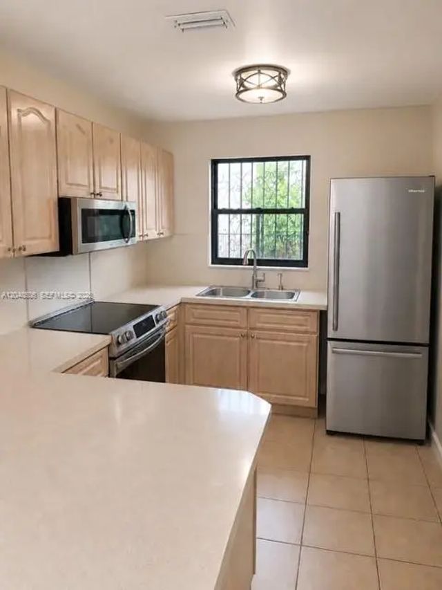 2 of 37 - 29617 Sw 158th Court, Homestead, FL