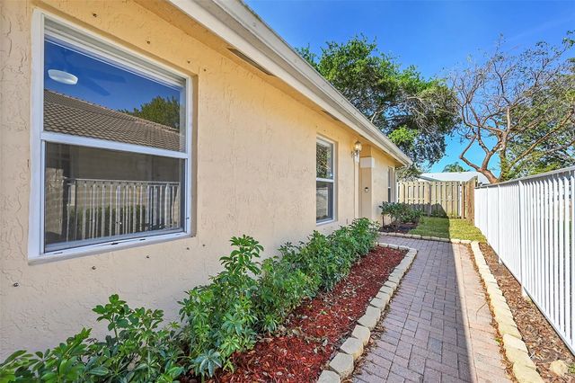 4 of 30 - 5361 Nw 90th Avenue, Sunrise, FL