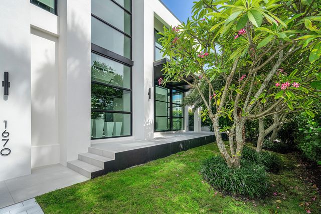 3 of 71 - 1670 E Terra Mar Drive, Lauderdale-By-The-Sea, FL