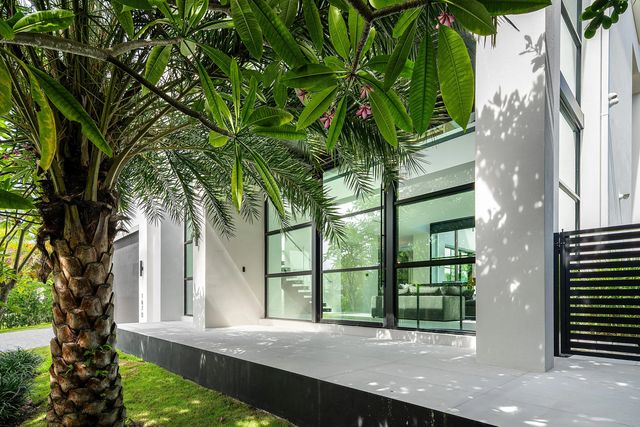 5 of 71 - 1670 E Terra Mar Drive, Lauderdale-By-The-Sea, FL