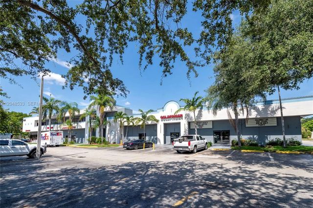3 of 17 - 3801 N University Drive #320, Sunrise, FL