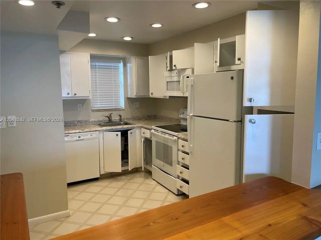 2 of 23 - 3100 W Rolling Hills Circle #502, Davie, FL
