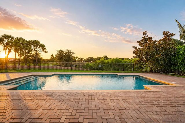 5 of 77 - 8152 Bradford Way, Parkland, FL