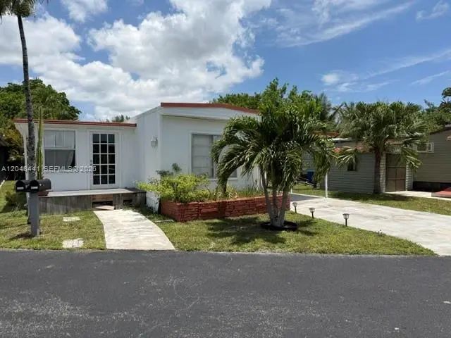 5331 Sw 35th Street, Davie