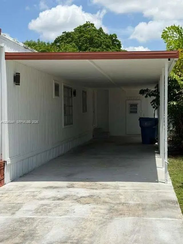 4 of 31 - 5331 Sw 35th Street, Davie, FL