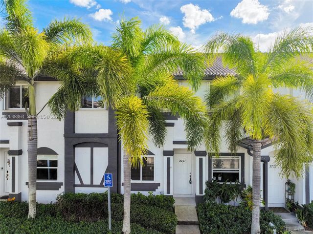 2 of 54 - 2221 Se 26th Lane #2221, Homestead, FL