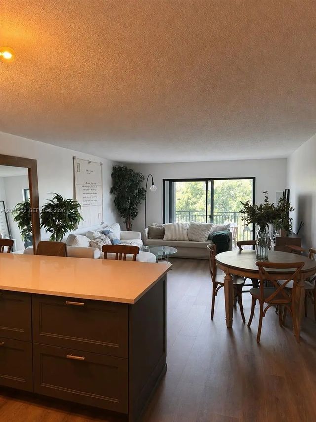16171 Blatt Boulevard #412, Weston