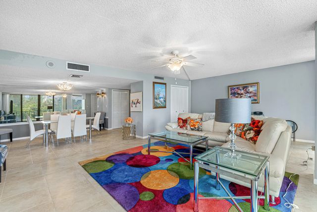 4 of 39 - 4200 N Ocean Drive #2-201, Singer Island, FL