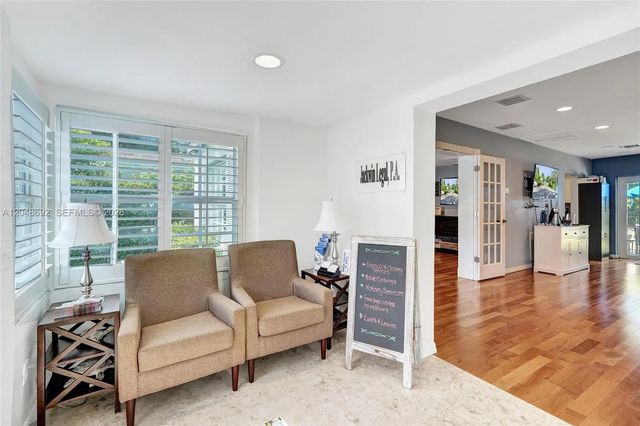 5 of 37 - 423 Se 19th Street, Fort Lauderdale, FL