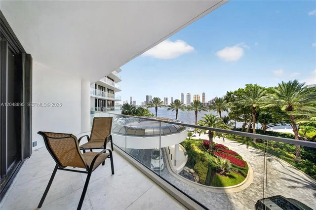 2 of 46 - 2800 Island Boulevard #302, Aventura, FL