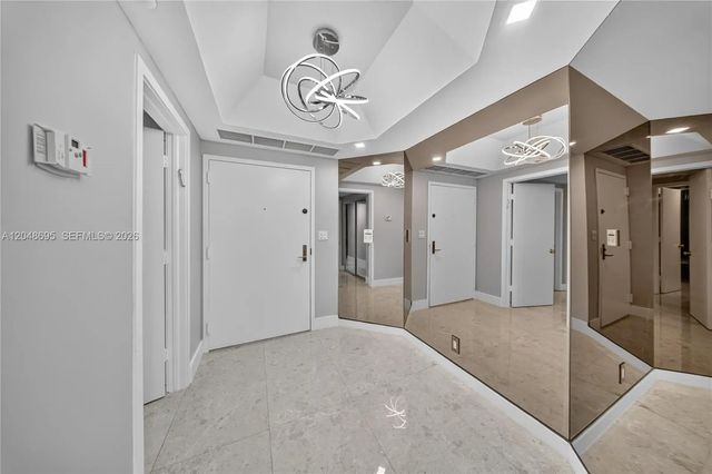 5 of 46 - 2800 Island Boulevard #302, Aventura, FL
