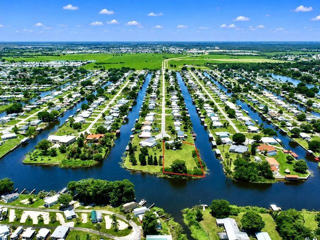 5 of 28 - 2717 Se 32nd Street, Okeechobee, FL