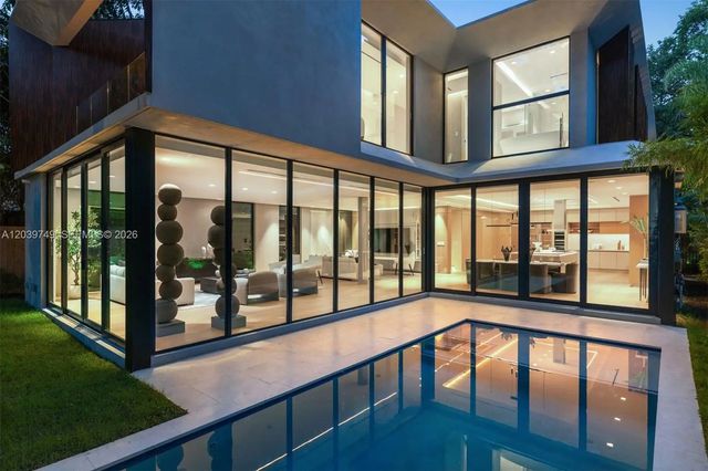 3579 Avocado Avenue, Miami