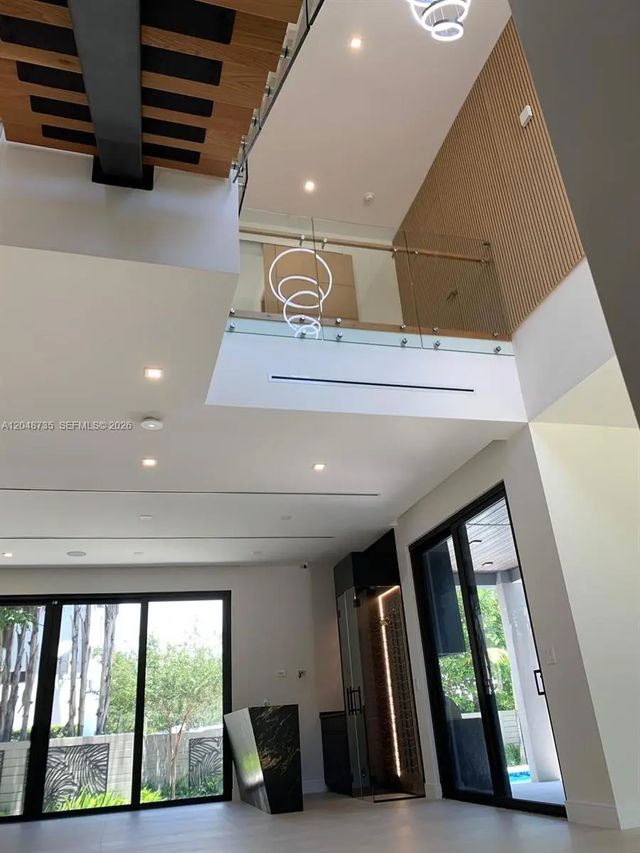 3 of 43 - 801 Se 11th Court, Fort Lauderdale, FL