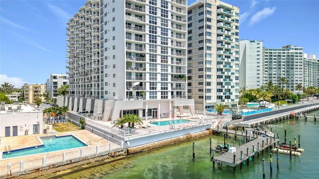 2 of 16 - 1228 West Avenue #208, Miami Beach, FL