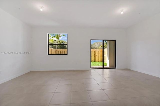 2 of 17 - 250 Sw 159th Lane, Pembroke Pines, FL
