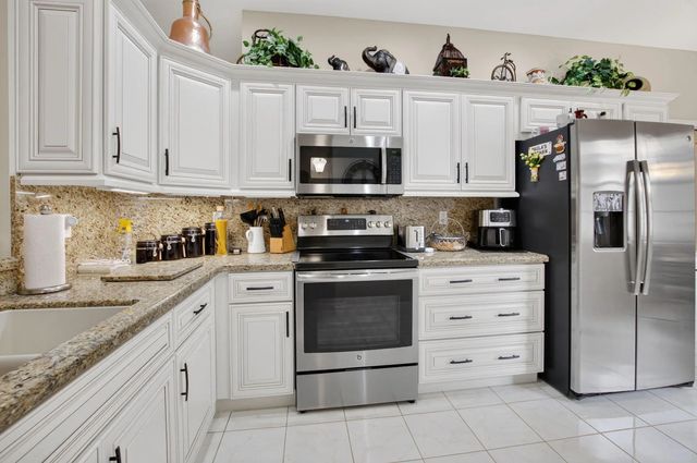 4 of 58 - 10632 Royal Caribbean Circle, Boynton Beach, FL