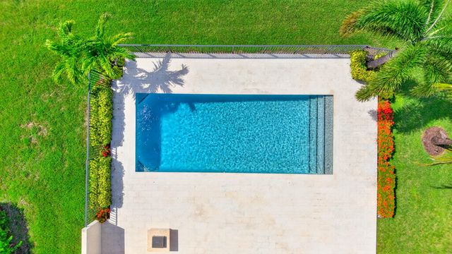 8236 Grand Prix Lane, Boynton Beach