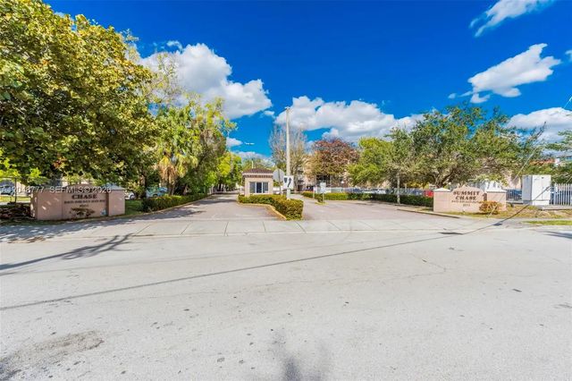 8501 Nw 8th Street #110, Miami