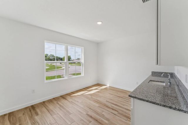 5 of 40 - 1626 Sw Brisbane Street, Port St. Lucie, FL