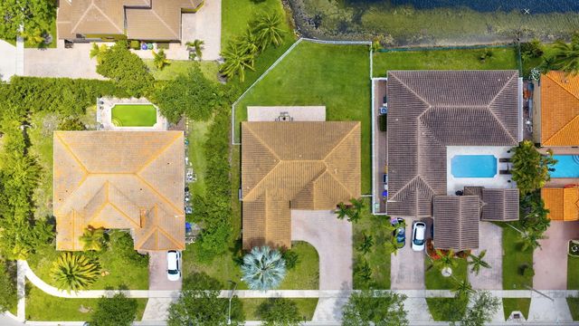 4 of 45 - 16483 Nw 12th Street, Pembroke Pines, FL