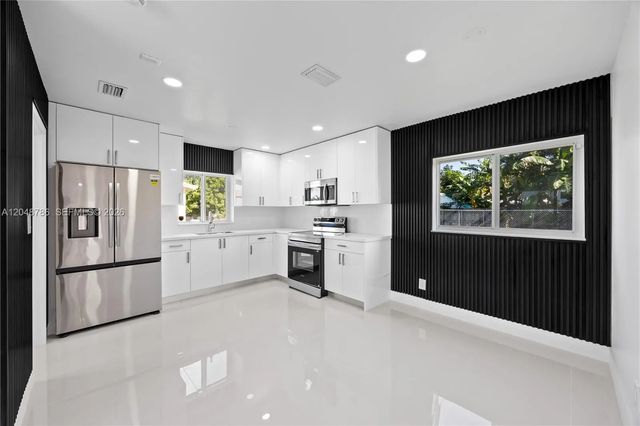 3 of 35 - 22503 Sw 113th Place, Miami, FL