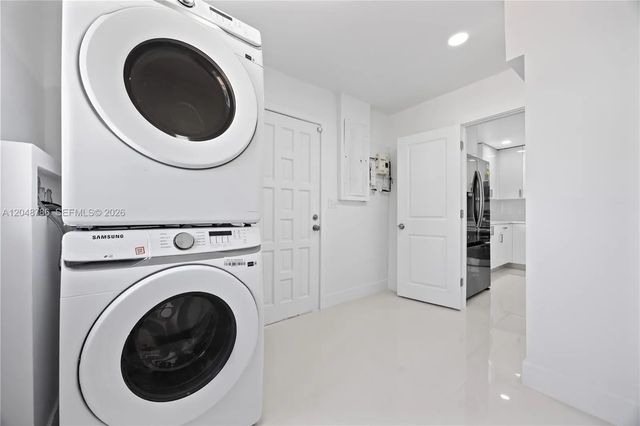 5 of 35 - 22503 Sw 113th Place, Miami, FL
