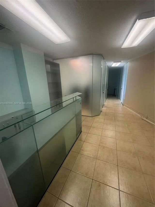 2 of 4 - N/A, Hallandale Beach, FL