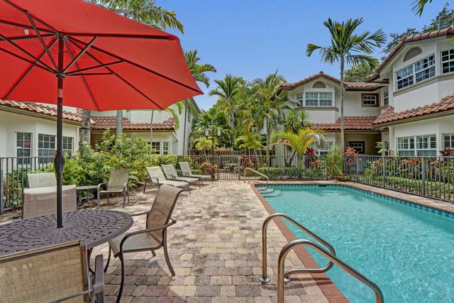 4 of 120 - 620 Ne 9th Avenue #6, Fort Lauderdale, FL