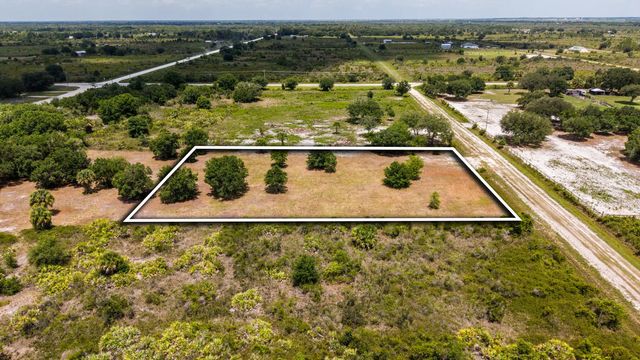 19371 Nw 254th Street, Okeechobee