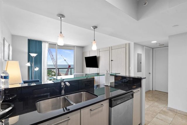 4 of 34 - 18683 Collins Avenue #1403, Sunny Isles Beach, FL