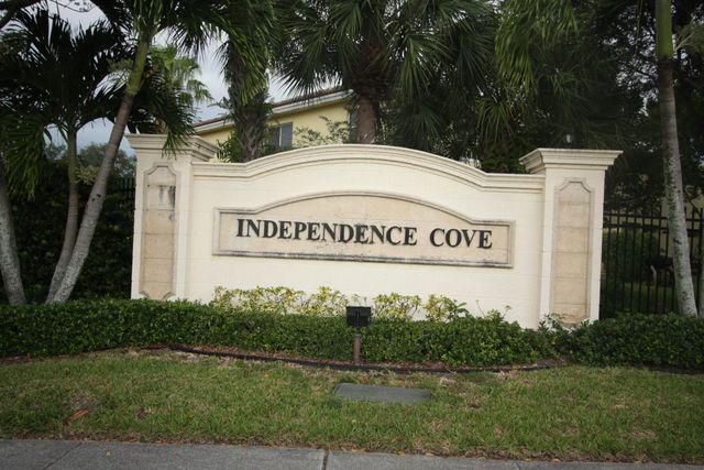 945 Imperial Lake Road, Lake Belvedere Estates