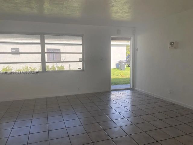 5904 Sw 27th Street, West Park