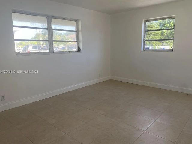 4 of 7 - 5904 Sw 27th Street, West Park, FL